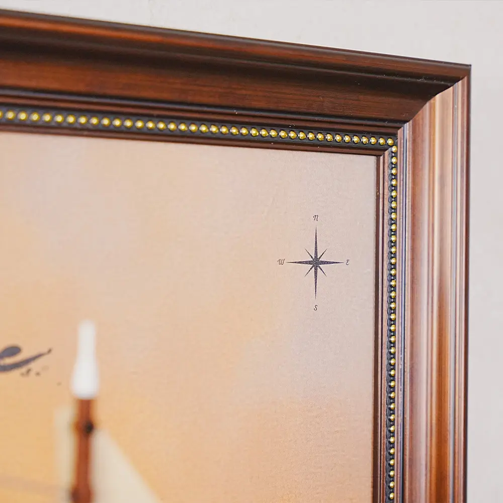 LEGO Display Frame for The Endurance (10335) - Image 3