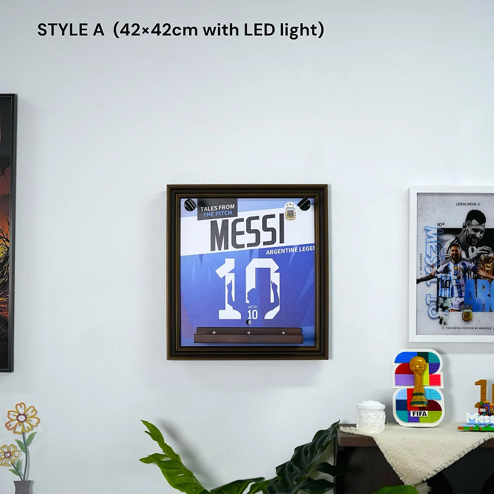 Wall Display Frame for LEGO® Editions Lionel Messi – Soccer Legend (43015) - Image 3