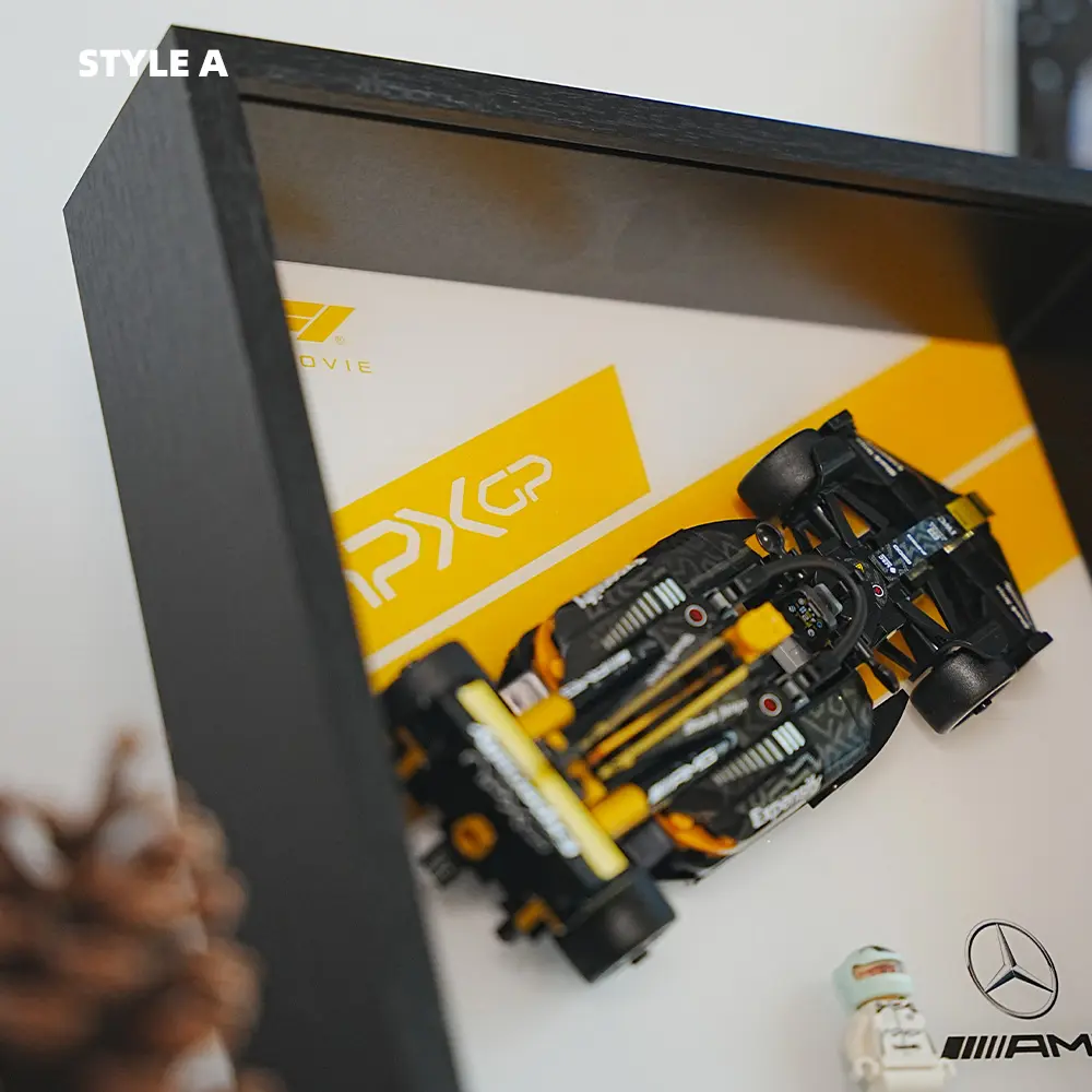 LEGO F1 Display Case for APXGP Team Race Car from The Movie (77252) - Image 5