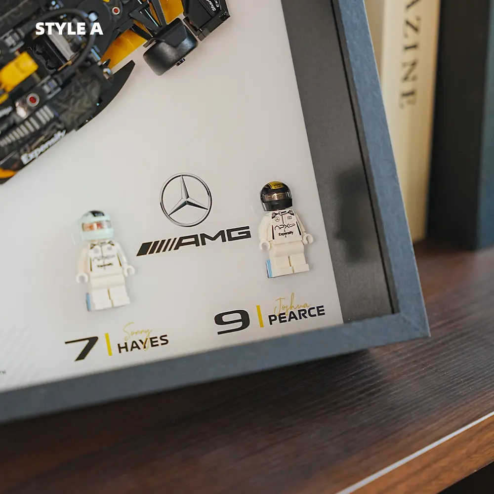 LEGO F1 Display Case for APXGP Team Race Car from The Movie (77252) - Image 6
