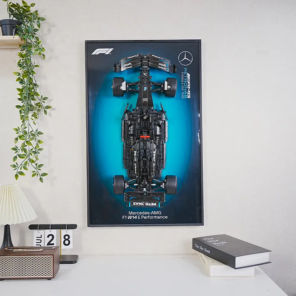 LEGO Display Frame for Mercedes-AMG F1 W14 E Performance (42171) - Image 6